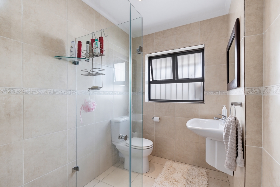 4 Bedroom Property for Sale in Edgemead Western Cape